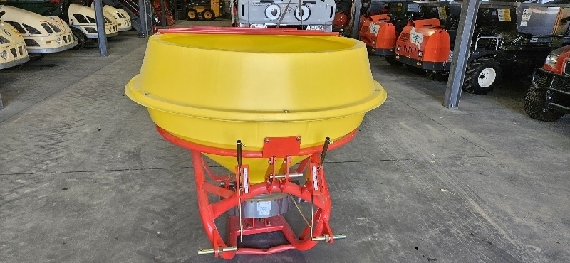 ) [700kg